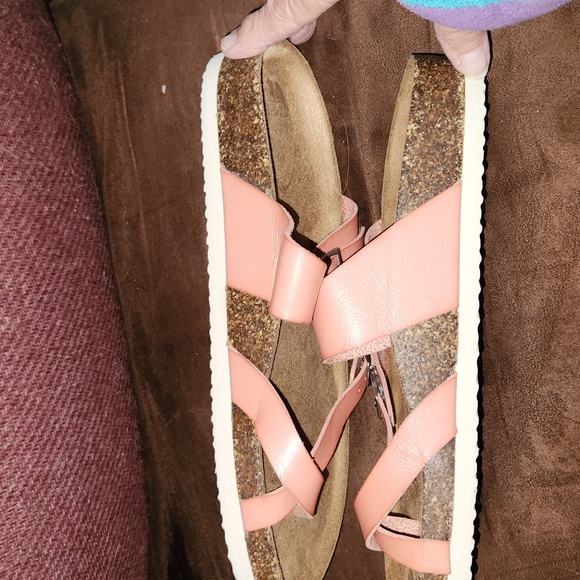 Time and True Sandals - Picture 8 of 9